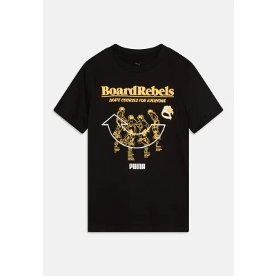 Imagen de Puma MID90S Graphic TEE Unisex Camiseta estampada para niños, Talla: 9 10a (10), Black