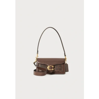 Imagen de Bolso de hombro Tabby 20 en lona firma