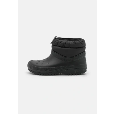 Imagen de Crocs Classic NEO PUFF Shorty Botas para la nieve, Mujer, Talla: 37/38, Black Zapatos