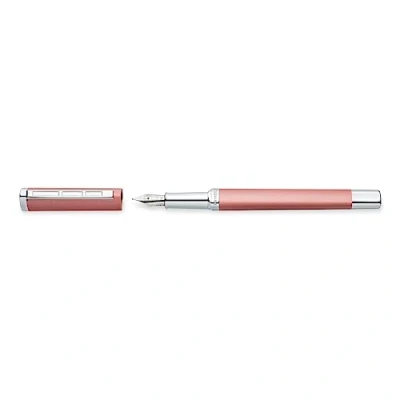 Imagen de STAEDTLER Triplus 474 M20 3 Pluma estilográfica (474 M, carcasa metálica en forma triangular ergonómica, plumín de acero con cartucho tinta azul), color rosa
