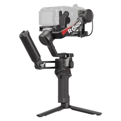 Imagen de Gimbal DJI RS4 Combo, Pantalla táctil OLED, Selector joystick, Hasta 3 kg carga, Bluetooth, Autonomía 29.5 horas, Negro