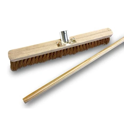 Imagen de Cepillo de Taller Tipo barrendero con Mango Uso Exterior Fibras Coco Natural Longitud 60 cm Base Madera Soporte Metal atornillado Ø 28 mm 1,40 m Kibros 2060BMb