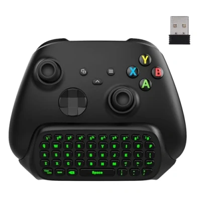 Imagen de MoKo Teclado Inalámbrico con Retroiluminación Verde para Controlador Xbox One, Series X/S, de Chat Receptor 2,4 G/Auriculares/Conector Audio One/One S/Elite/2, Negro