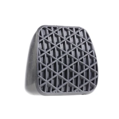 Imagen de DT Spare Parts 4.80096 Revestimiento del pedal, pedal de embrague MERCEDES BENZ: W123 Familiar, Berlina