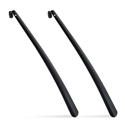 Imagen de Relaxdays Pack 2 Calzadores, Ayuda Ponerse los Zapatos Personas Mayores, 58 cm, Resistentes, Agujero para Colgar, Negro, Hierro, Talla única