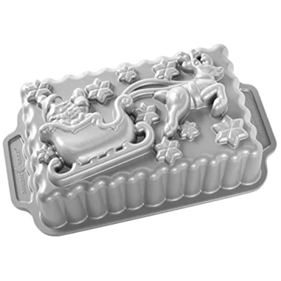 Imagen de Nordic Ware Santa &#039;s Sleigh Loaf Pan de aluminio gris, 26,1 x 14,5 cm, NW 90848