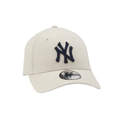 Imagen de NEW ERA GORRA BEIGE NEGRO LEAGUE ESSENTIAL940 UNICA