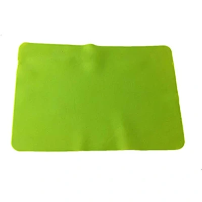 Imagen de Manteles individuales de silicona engrosados 30x40 para niños la escuela primaria, resistentes al agua, antideslizantes, mesa comedor, almohadilla aislamiento térmico (2 unidades) (verde)