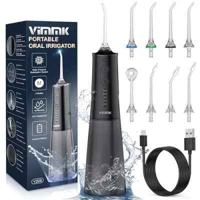 Imagen de Irrigador Bucal Portatil, Vimmk Dental Inalámbrico Profesional 8 Boquillas 5 Modos, IPX7 Impermeable 300ML USB C Recargable Para Limpieza Dientes, el Hogar y los Viajes (Negro)