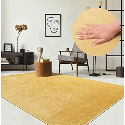 Imagen de the carpet Relax Alfombra de pelo corto, parte inferior antideslizante, lavable hasta 30 grados, muy suave, imitación pelo, dorada, 160 x 220 cm
