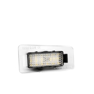 Imagen de Luz de matrícula M TECH CLP126