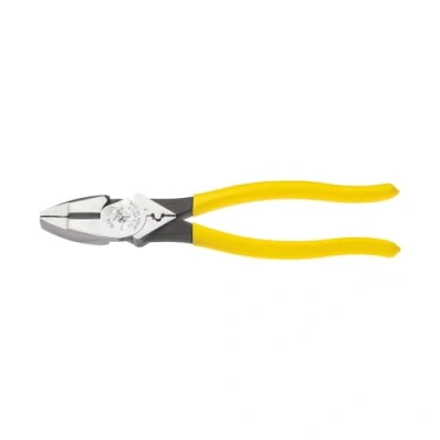Imagen de Klein Tools D213 9NE CR Lineman Alicates de crimpado, fabricados en Estados Unidos, diseño aerodinámico alto apalancamiento hecho acero endurecido por inducción, 9 pulgadas