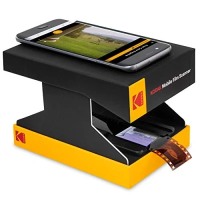 Imagen de KODAK Escáner de película móvil Escanea y Guarda películas Antiguas 35 mm Diapositivas con tu cámara Smartphone