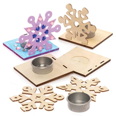 Imagen de Baker Ross FE890 Kits de Portavelas Madera con Copos Nieve Paquete 4, Soporte para Candelitas Decorar y Exhibir, Manualidades Niños