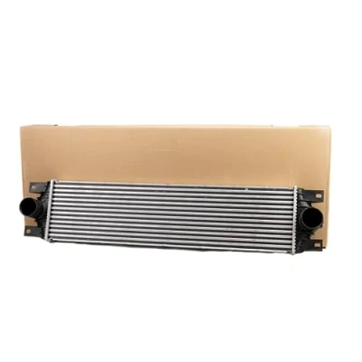 Imagen de VALEO 817637 Intercooler Aluminio RENAULT: MASTER 2 Kasten, Pritsche/Fahrgestell