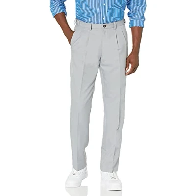 Imagen de Amazon Essentials Pantalón de Vestir con Pinzas, Cintura Expansible y Ajuste Clásico Hombre, Gris Claro, 33W / 34L