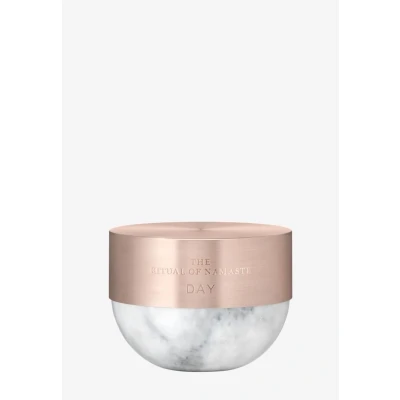 Imagen de Rituals The Ritual of Namasté Glow Anti aging Day Cream Recargable 50 ml