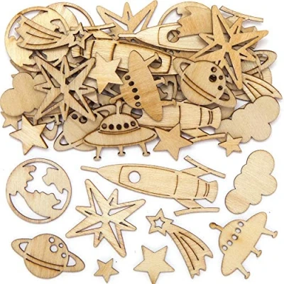 Imagen de Baker Ross AX318 Decoraciones De Madera Con Forma Espacio Profundo Paquete 45, Suministros Para Hacer Tarjetas, Ideal Proyectos Manualidades Niños