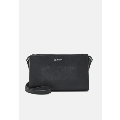 Imagen de Calvin Klein Elevated Crossbody Saffiano Bandolera, Mujer, Talla: One Size, Black