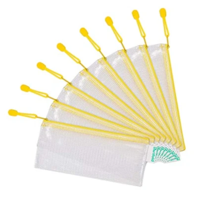 Imagen de Bolsa multiusos tarifold pvc 250x115 mm apertura superior con cremallera portaboligrafo y correa color amarillo