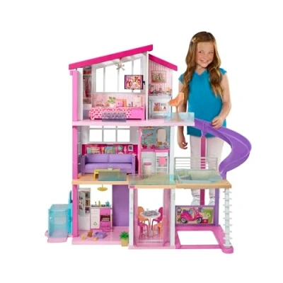 Imagen de Barbie Dreamhouse casa de Muñecas La Sus Sueños, 3 Pisos y 8 Habitaciones Ascensor Luz Sonido 70 Accesorios Regalo para Niños 7 Años, GNH53
