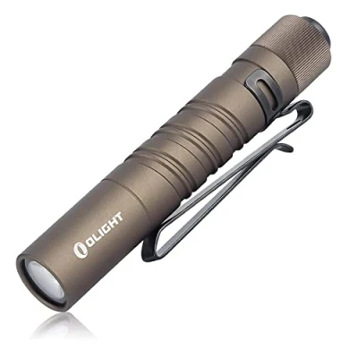 Imagen de OLIGHT I3T EOS LED Linterna Llavero,Mini Flashlight,Antorcha Pequeña Luz Portátil de Alta Potencia,180 Lúmenes,IPX8,con 2 Modos Luz,Batería AAA Incluida,para Uso en Casa o al Aire Libre