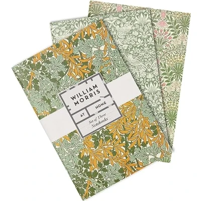 Imagen de Heathcote &amp; Ivory William Morris At Home Useful Beautiful Juego de 3 cuadernos A5, color verde, FG6851