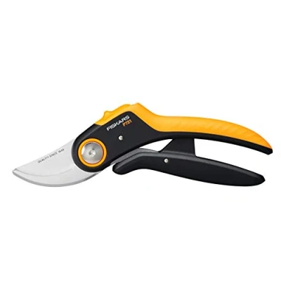 Imagen de Fiskars Tijeras de jardín Plus, PowerLever, P721, Para ramas frescas y ramitas, Recubrimiento antiadherente, Cuchillas acero inoxidable, Longitud: 21 cm, Negro/Naranja, 1057170