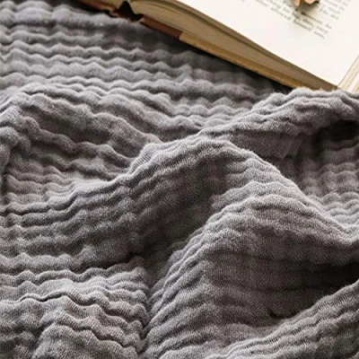 Imagen de EMME Manta de Muselina 100% algodón para Adultos, 4 Capas, Transpirable, Muselina, prelavada, Suave Todas Las Estaciones((Gris Oscuro,140 x 190 cm),140 cm)