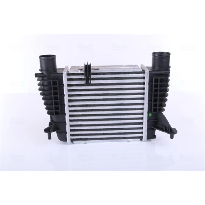 Imagen de NISSENS 96645 Intercooler NISSAN: Juke, NV200 Furgón / Familiar, Evalia Bus, RENAULT: CLIO 3 Kasten,