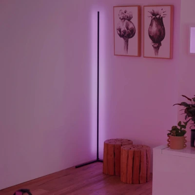 Imagen de LEDVANCE Rinconera pie SMART+ WIFI LED, 200cm,negro, 20W, 1710lm, luz blanca, color ajustable, función de ritmo música y bricolaje, larga duración, controlable por aplicación,2700 6500K