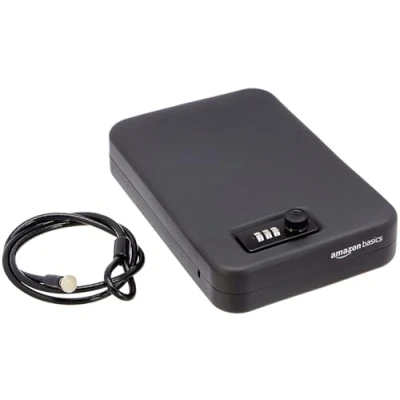 Imagen de Amazon Basics Caja de seguridad portátil con cerradura combinación para documentos y joyas, XL, color negro