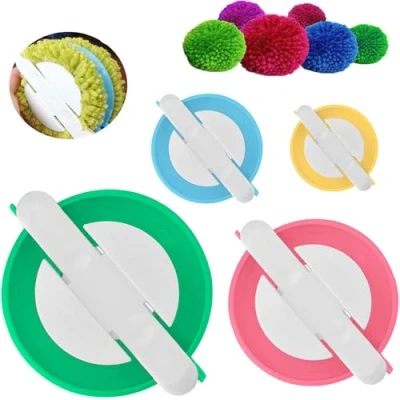 Imagen de YUEMING 4 Tamaños pom Maker, Pompón Hacedor Hacer Pompones de Lana Pelusa Herramienta, DIY Pompoms Artesanía Doll haciendo Kits, Fabricante para Nniños y Adultos