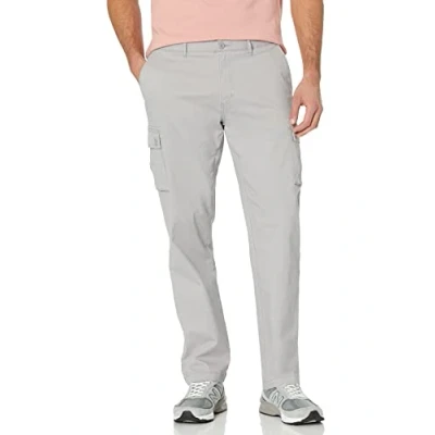 Imagen de Amazon Essentials Pantalón corto cargo, elástico y de corte clásico (disponible en tallas grandes largos especiales) Hombre, Gris Claro, 40W / 34L