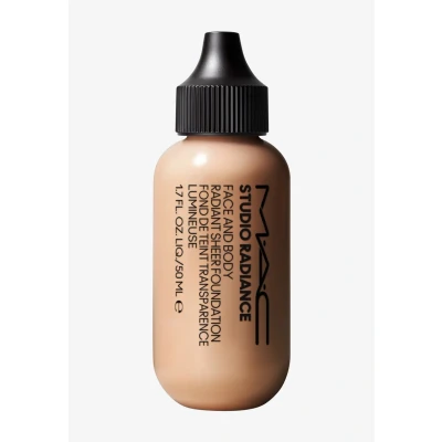 Imagen de MAC Studio Radiance Face And Body Radiant Sheer Foundation N1 50 ml