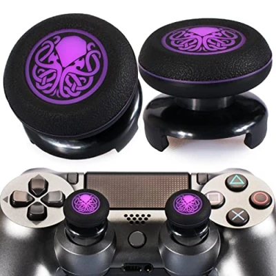 Imagen de Playrealm FPS Thumbstick Grip Agarres para el Pulgar Extensor y Impresión Caucho Silicona Apretón Cubrir 2 juegos Controlador PS5 Dualsenese PS4 (Secreto De Cthulhu)
