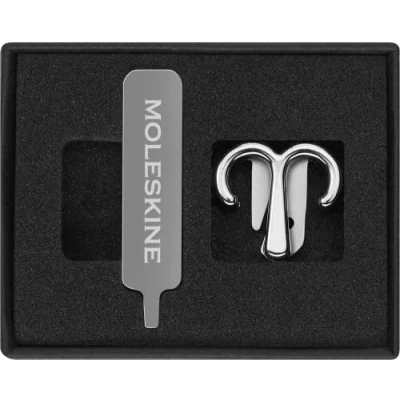 Imagen de Moleskine Pin para Cuaderno o Agenda Aries, Símbolo del Zodiaco, Cierre Elástico Personalizable, Idea Regalo, Color Plata