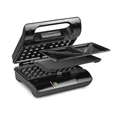 Imagen de Princess 117002 Parrilla Compacta 3 en 1 con Placas Intercambiables Gofrera y Sandwichera, Almacenamiento Vertical, 700 W, Negro