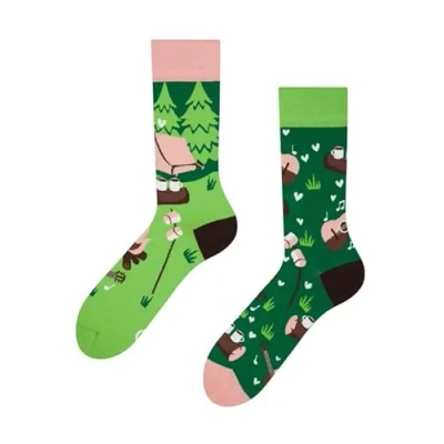Imagen de Dedoles Calcetines Unisex Hombre Mujer y Niños Algodón muchos diseños divertidos Fútbol Bicicleta diferente izquierda derecha, color: Verde, diseño: Cartas por la naturaleza, tamaño: 39 42