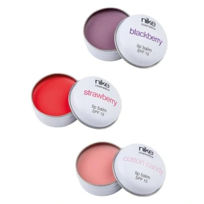 Imagen de NIKECOSMETICS Bálsamo Labial Perfumado 3 x 15 ml, Cotton Candy, Strawberry y Blackberry, Protección Solar FPS 15, Fórmula Hidratante, con Manteca de Karité, Hidrata la Piel Labios, Uso Diario