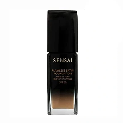 Imagen de Sensai Flawless Satin Moisture Base de maquillaje 204 Honey Beige 30 ml