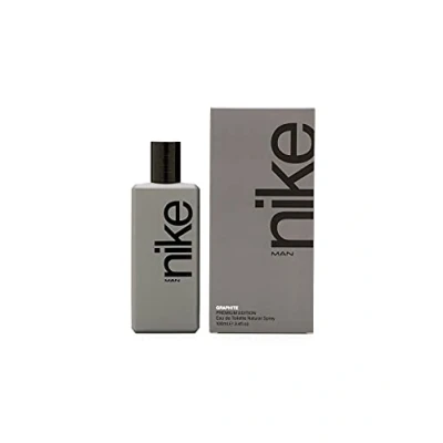Imagen de NIKE Graphite, Colonia Hombre, 100 ml, Perfume Formato Spray, Eau de Toilette Natural y Masculina, Aroma Herbal Amaderado, Fragancia Elegante, Intensa Larga Duración