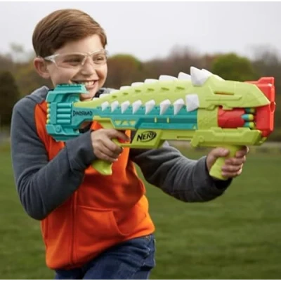 Imagen de Nerf Lanzador DinoSquad Armorstrike Tambor Giratorio de 8 Dardos, empuñadura extraíble, 16 Dardos Diseño Anklyosaurus