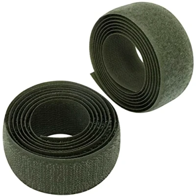 Imagen de AERZETIX C65943 Cinta/rollo de scratch 25mm 1 metro auto agarre organizador/sujetacables tira enganche bolsa prenda correa color: verde oliva en poliamida y poliéster