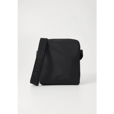 Imagen de Calvin Klein Jeans OVER Reporter Bandolera, Hombre, Talla: One Size, Black