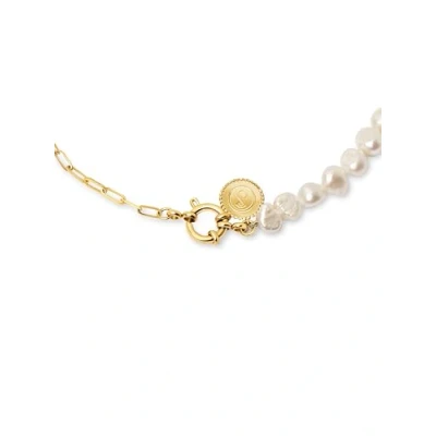 Imagen de SINGULARU Collar Chic Pearl en Acero con Acabado Baño de Oro 18kt y Motivo Perlas Naturales Agua Dulce Largo 40 cm Joyas Para Mujer