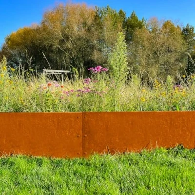 Imagen de Corten Borde de césped acero 5 m (5 x 1 m), parte superior redondeada, bordes curvados, cercado para huertos, 16 cm altura