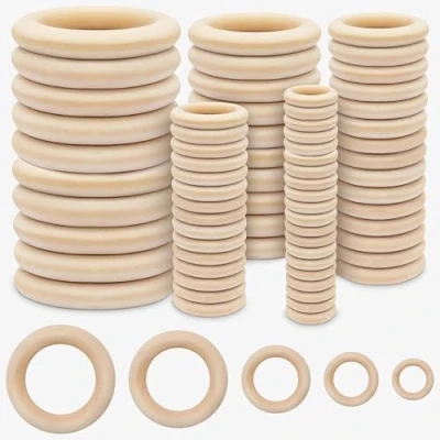 Imagen de Kurtzy Aros de Madera para Manualidades (Pack 100) Anillas Natural 5 Tamaños 1,5 a 5,5 cm Diámetro Externo — Sin Acabado Decorar el Hogar, Joyas, Conectores Colgantes