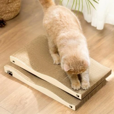 Imagen de Conlun Rascador para Gatos, Cartón Ondulado Resistente, Durable de Doble Cara Gatos Interior, Reciclable con Hierba Gatera 2 Piezas