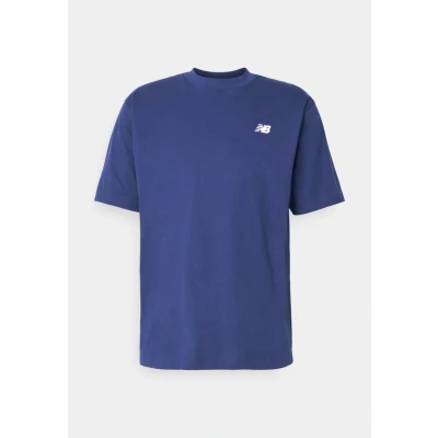 Imagen de New Balance Sport Essentials Small LOGO Camiseta básica, Hombre, Talla: Large, Navy